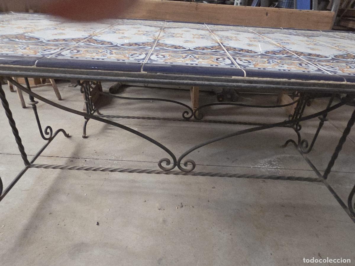 Antig&uuml;edades: Mesa de hierro y azulejos de ceramica - Foto 8