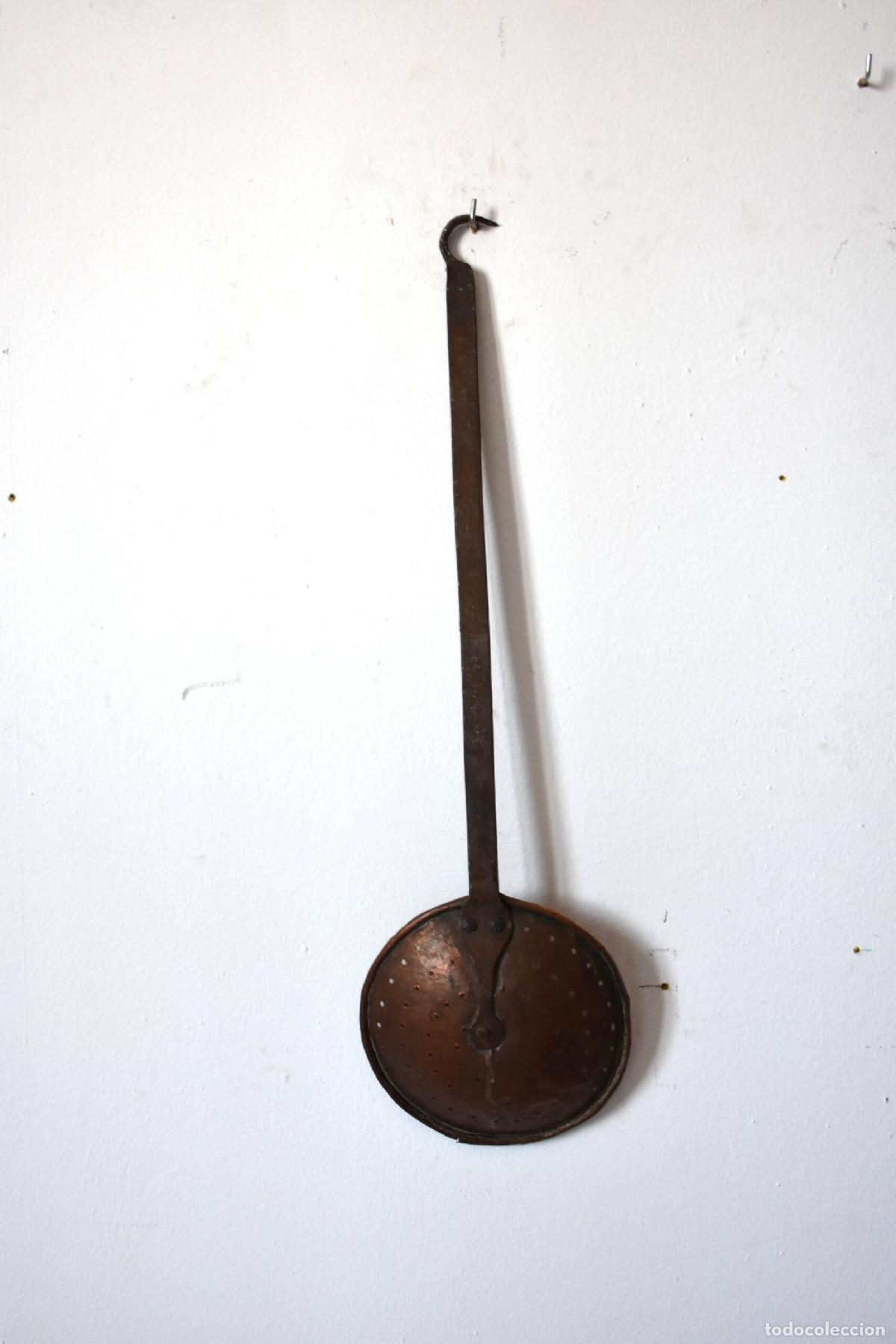 Antig&uuml;edades: Espumadera de cobre - Foto 3