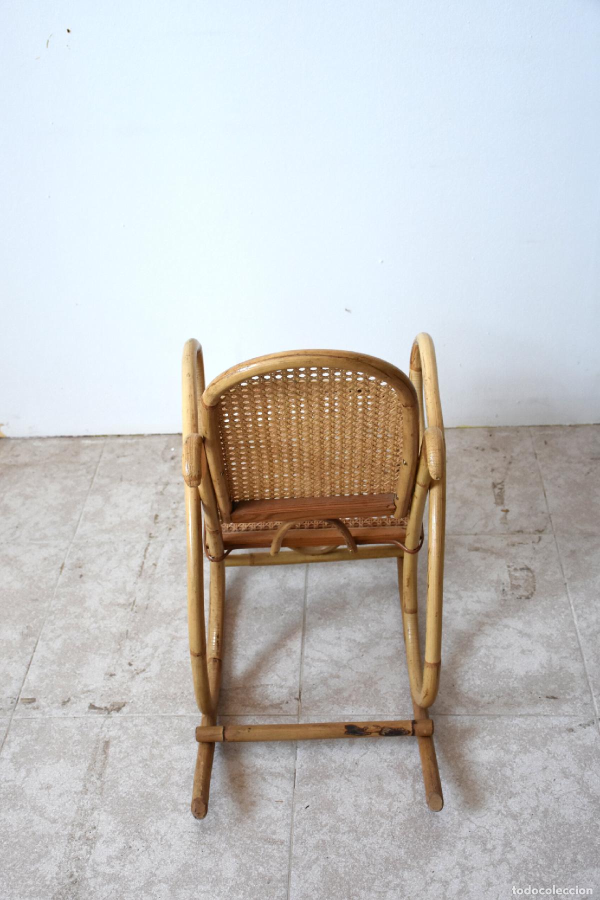 Antig&uuml;edades: Mecedora de bambu y rejilla estilo Thonet - Foto 5