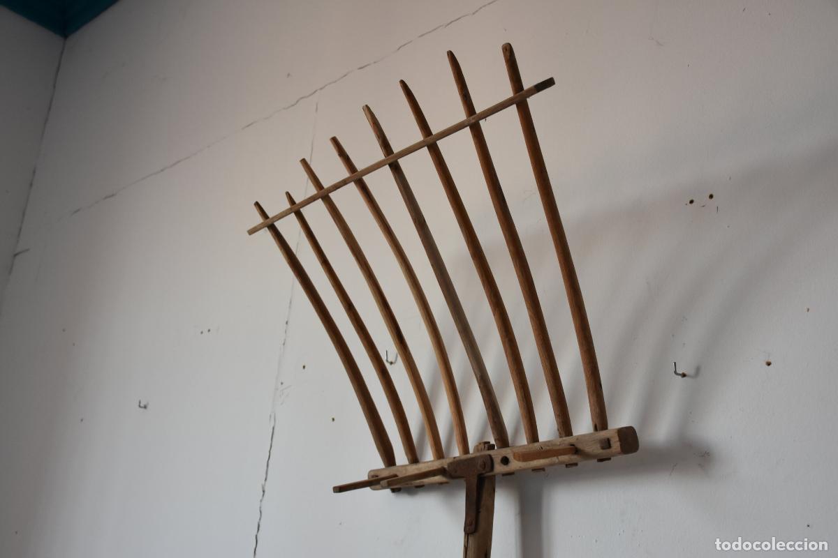Antig&uuml;edades: Horquillo agricola de madera - Foto 3