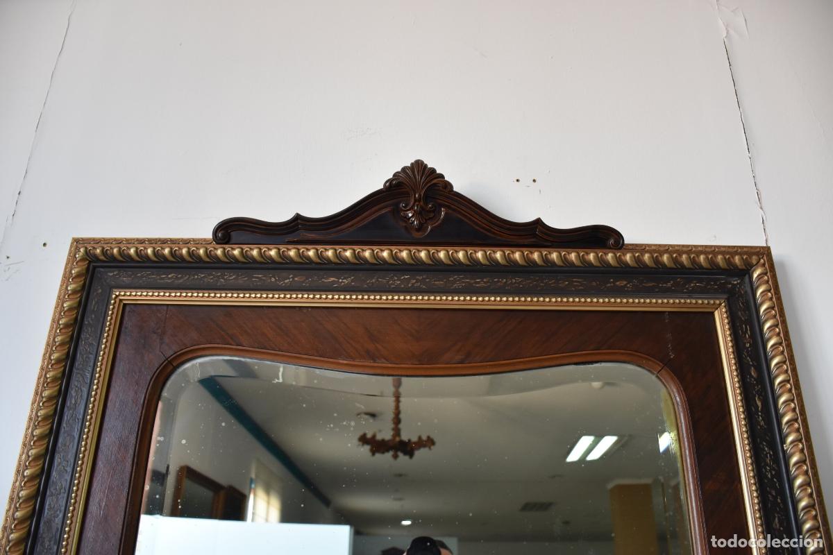 Antig&uuml;edades: Gran espejo madera marco dorado - Foto 5