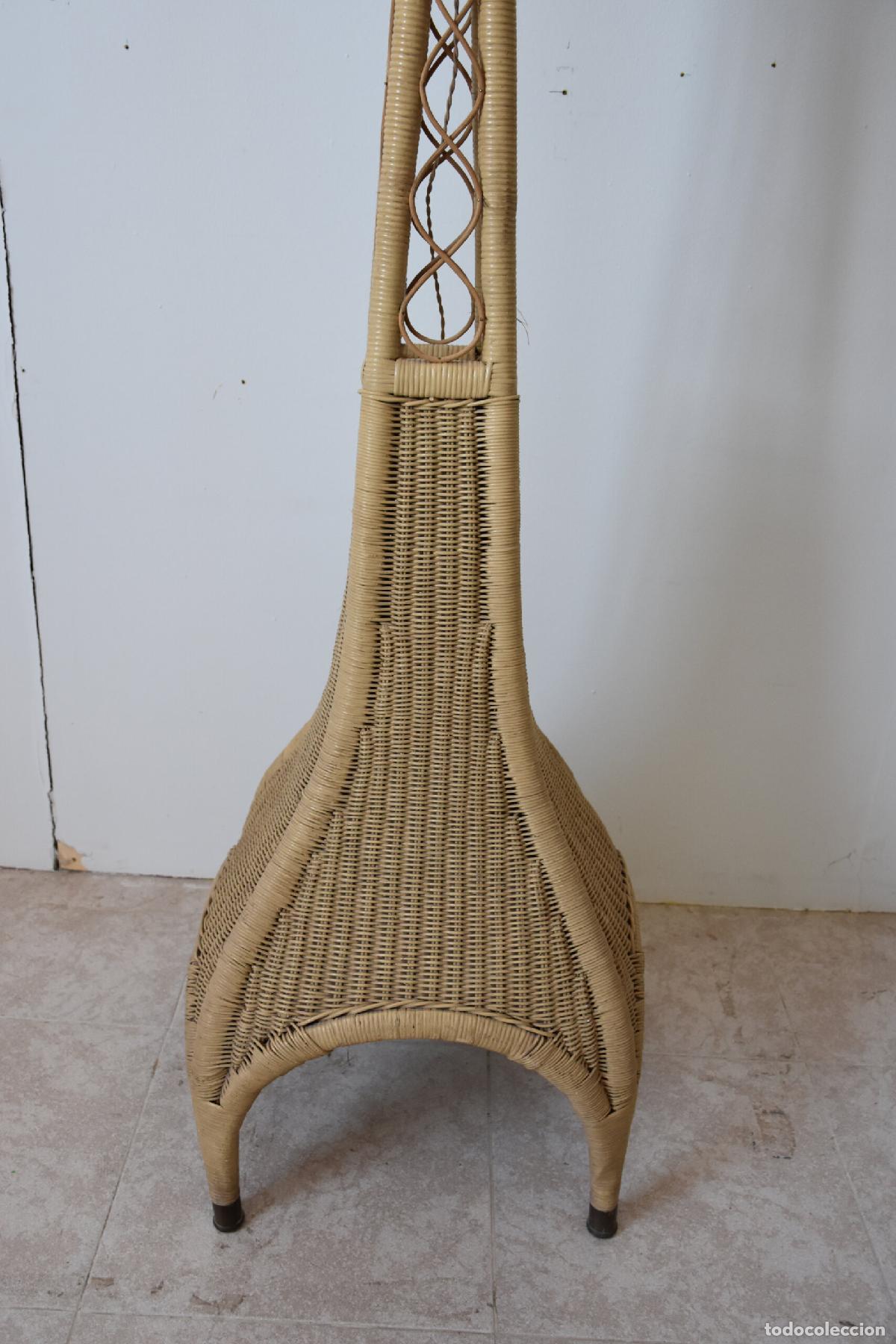 Antig&uuml;edades: Lampara de pie mimbre natural - Foto 4