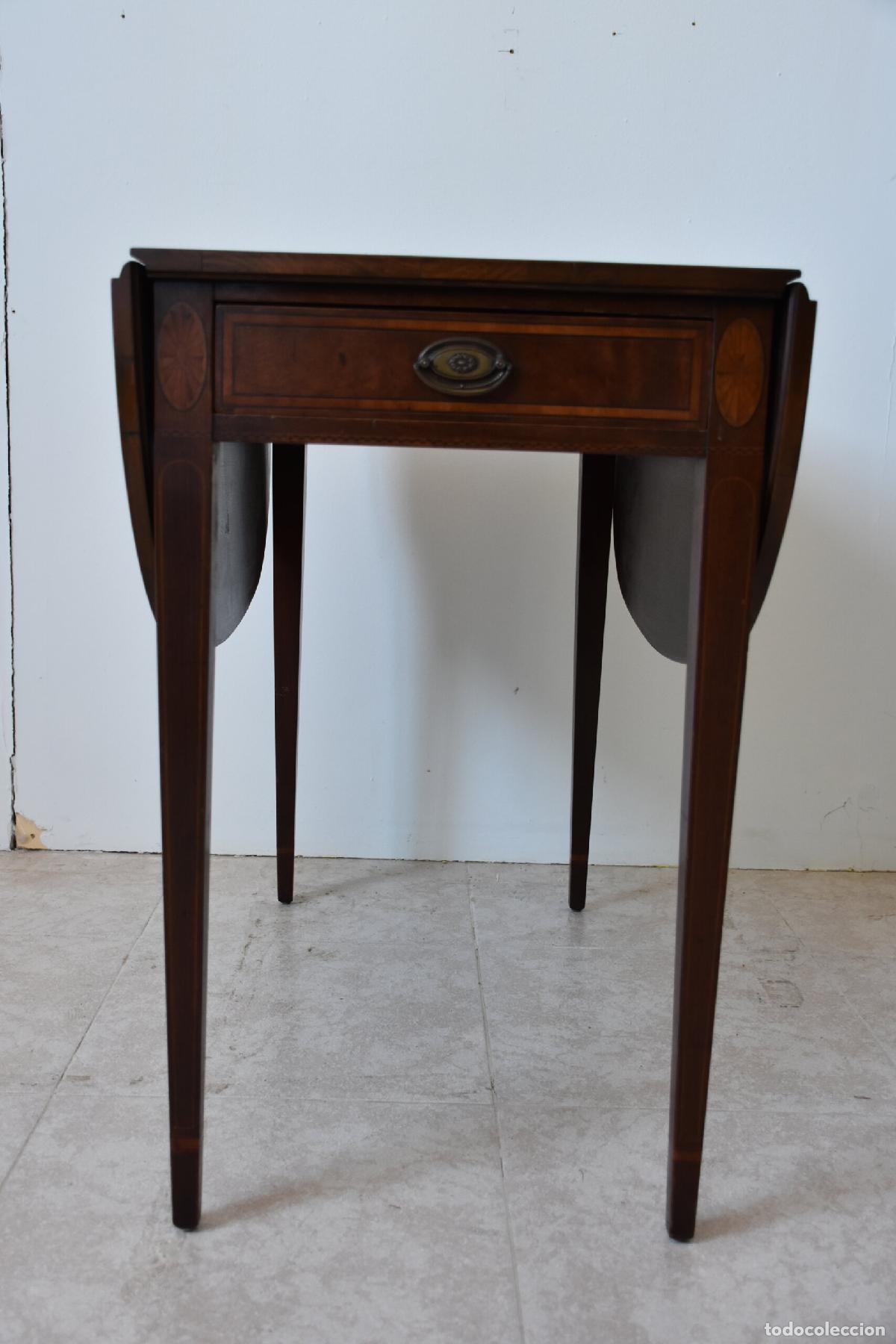 Antiquit&auml;ten: Mesa inglesa con alas abatibles