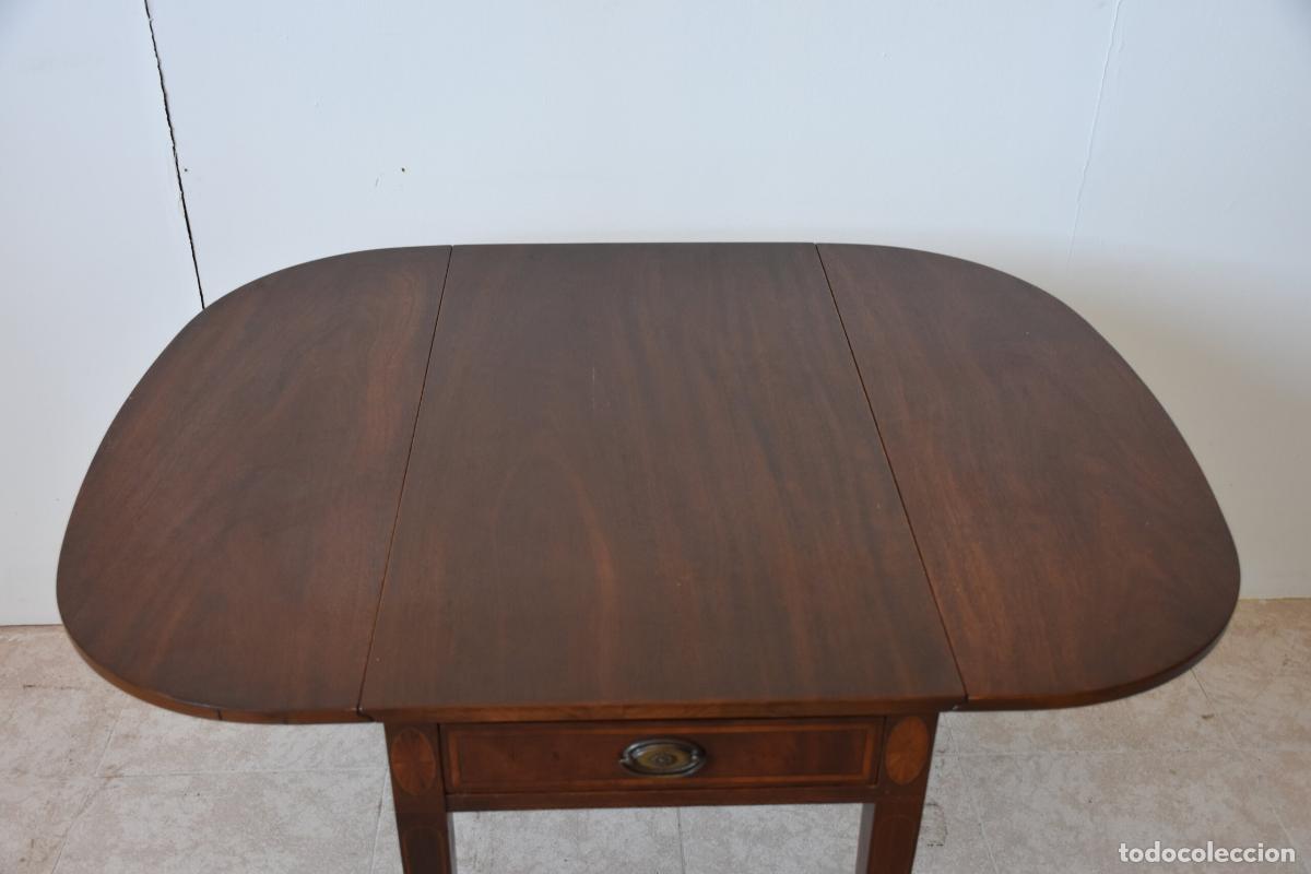 Antig&uuml;edades: Mesa inglesa con alas abatibles - Foto 3