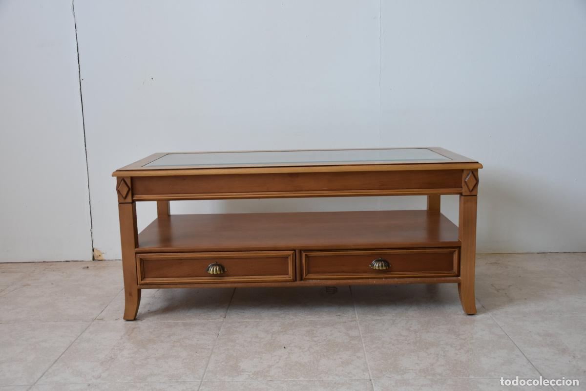 Antig&uuml;edades: Mesa de centro clasica con cristal y cajones - Foto 2
