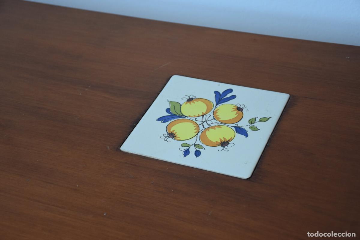 Antig&uuml;edades: Mesa rustica con azulejos ceramicos - Foto 5