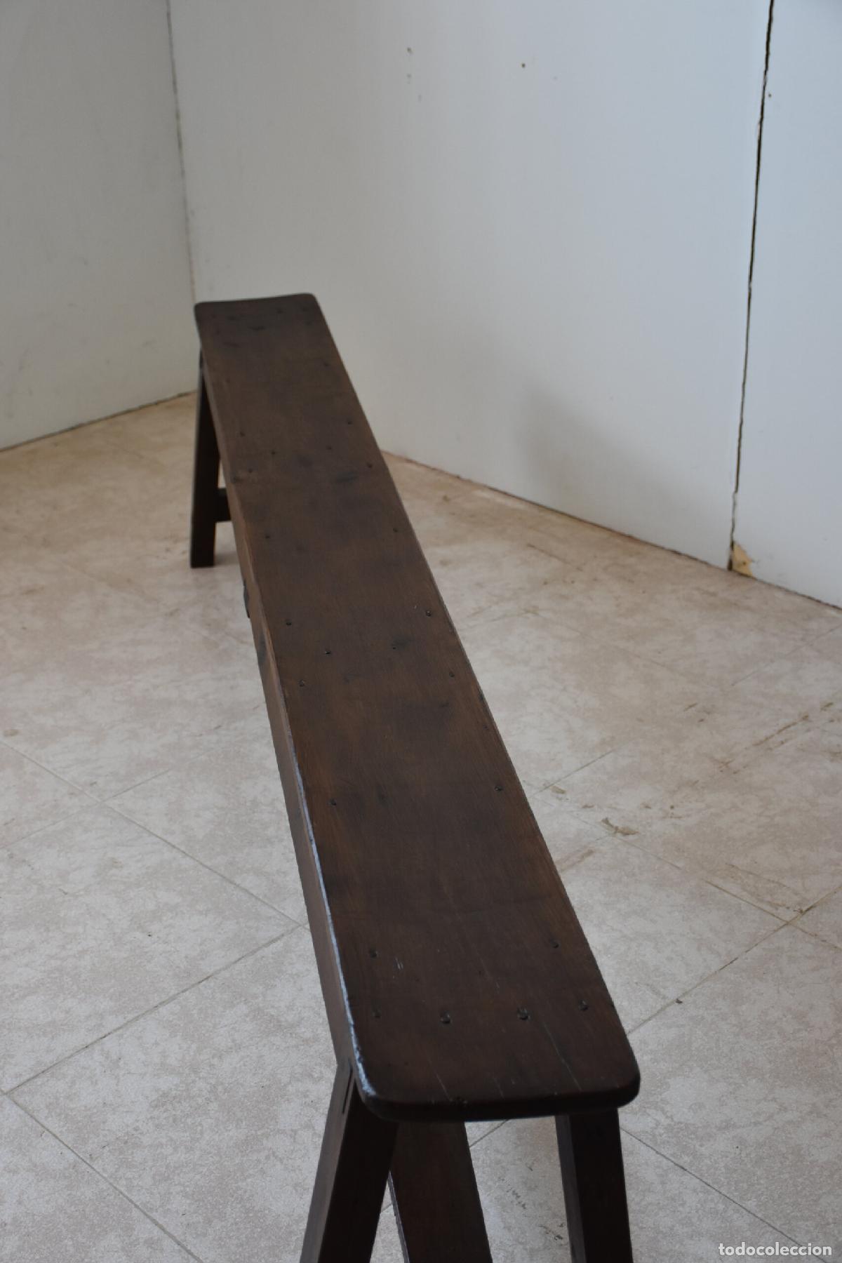 Antig&uuml;edades: Pareja de bancos rusticos de madera - Foto 7