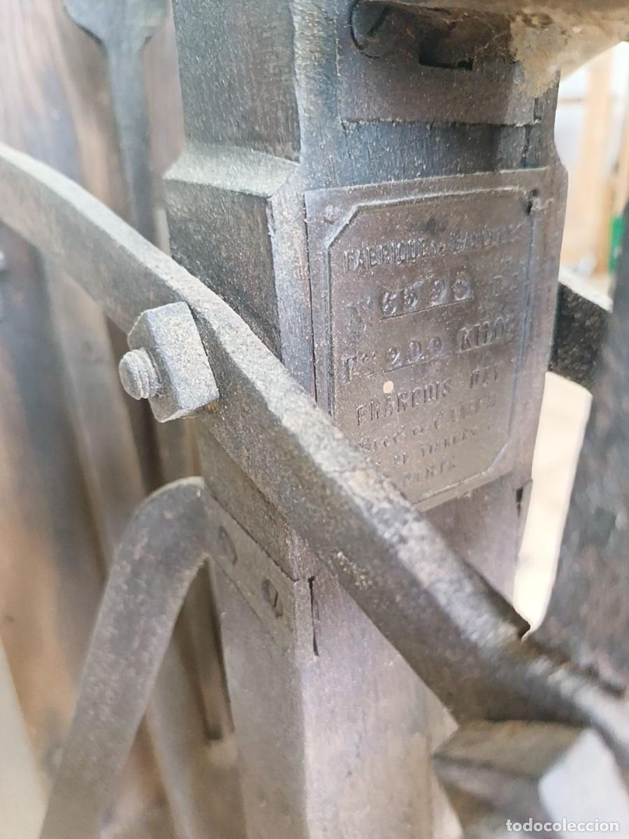 Antig&uuml;edades: Bascula de sacos antigua francesa - Foto 3