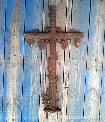 Antig&uuml;edades: Cruz mediana modernista