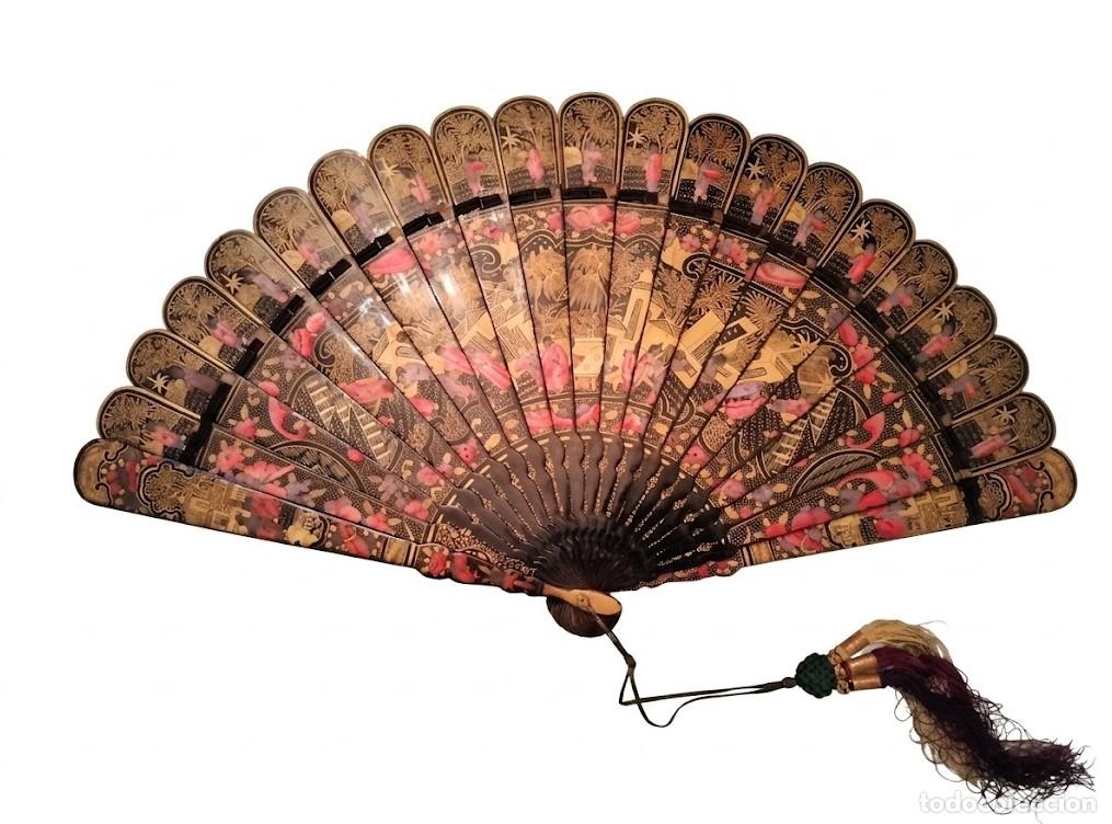 Antig&uuml;edades: ANTIGUO ABANICO CANTON&Eacute;S CON ESCENAS PALACIEGAS. MADERA LACADA. CHINA. SIGLO XIX.