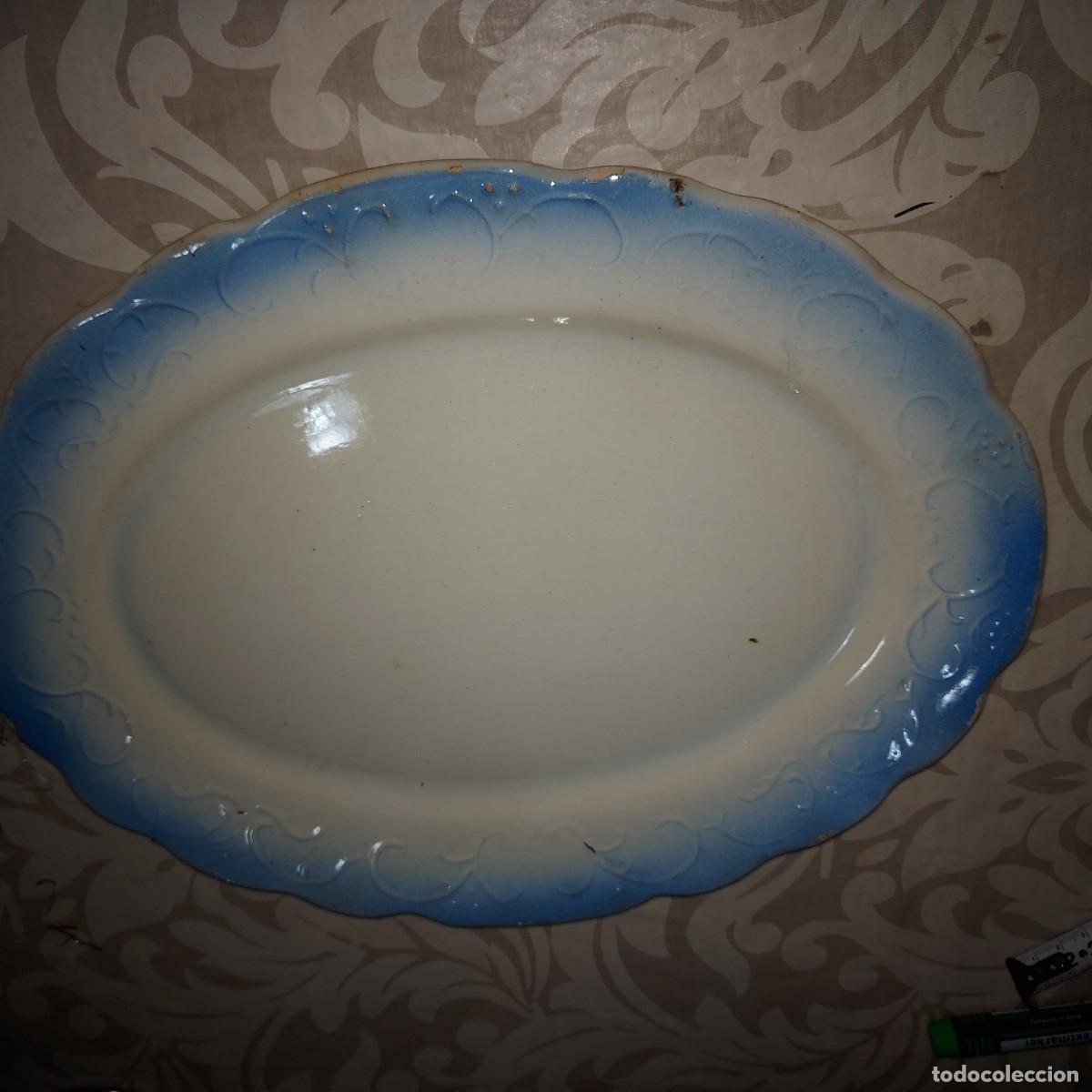 Antig&uuml;edades: ANTIGUA FUENTE DE PORCELANA 30CM