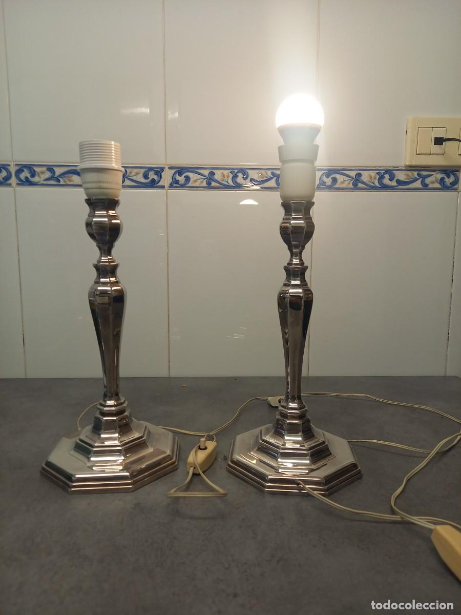 Antig&uuml;edades: 2 l&aacute;mparas de mesa de alpaca