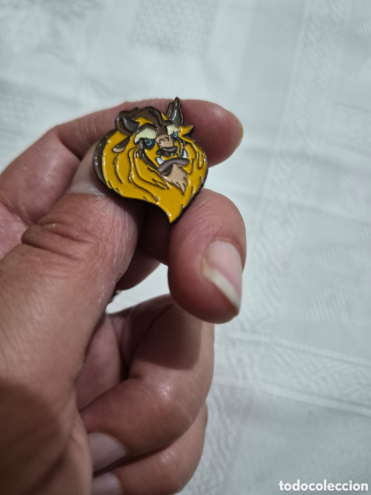 Antig&uuml;edades: Pin vintage de la Bestia - Foto 2