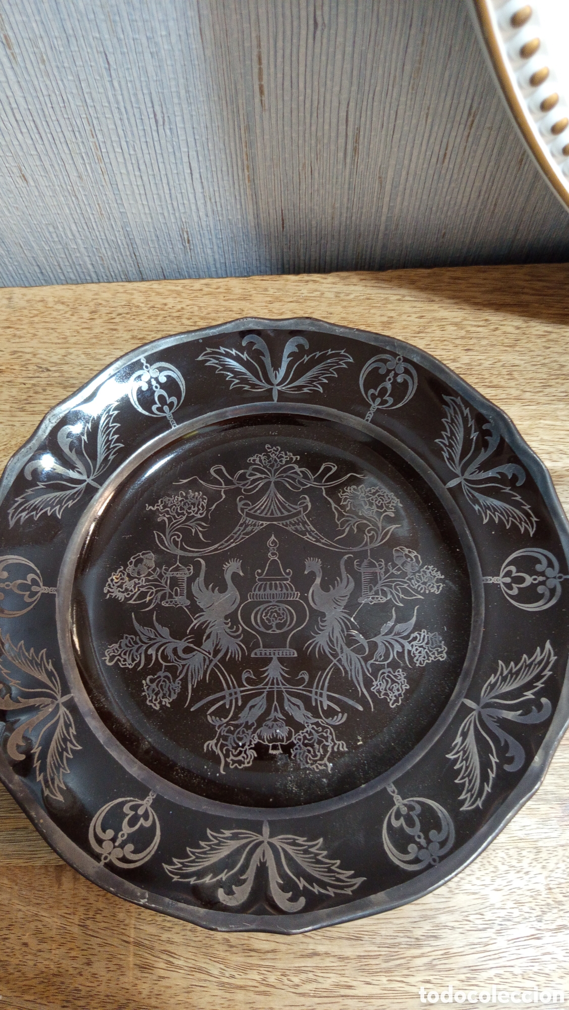 Antig&uuml;edades: Bonito plato con filigrana en plata