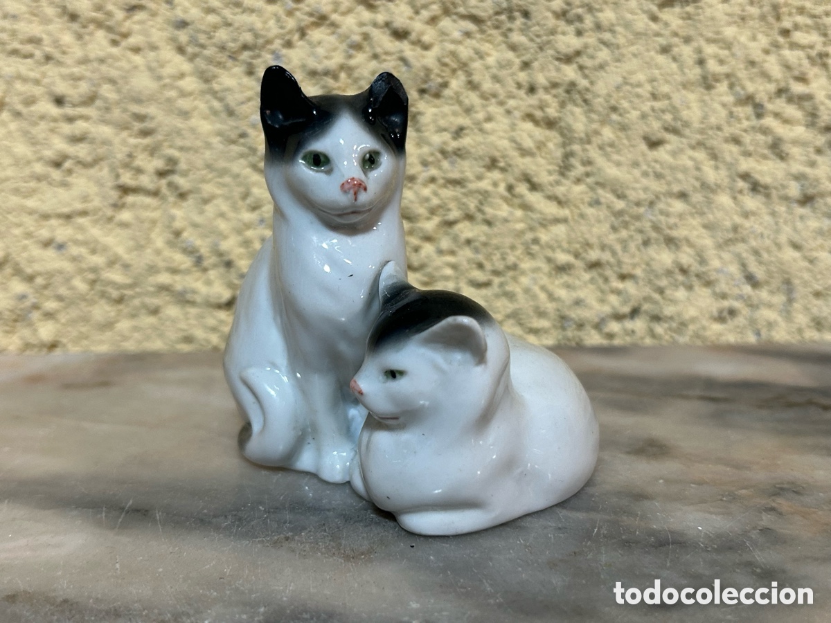 Antig&uuml;edades: Gatos de porcelana Pfeffer Gotha Turingia. - Foto 2