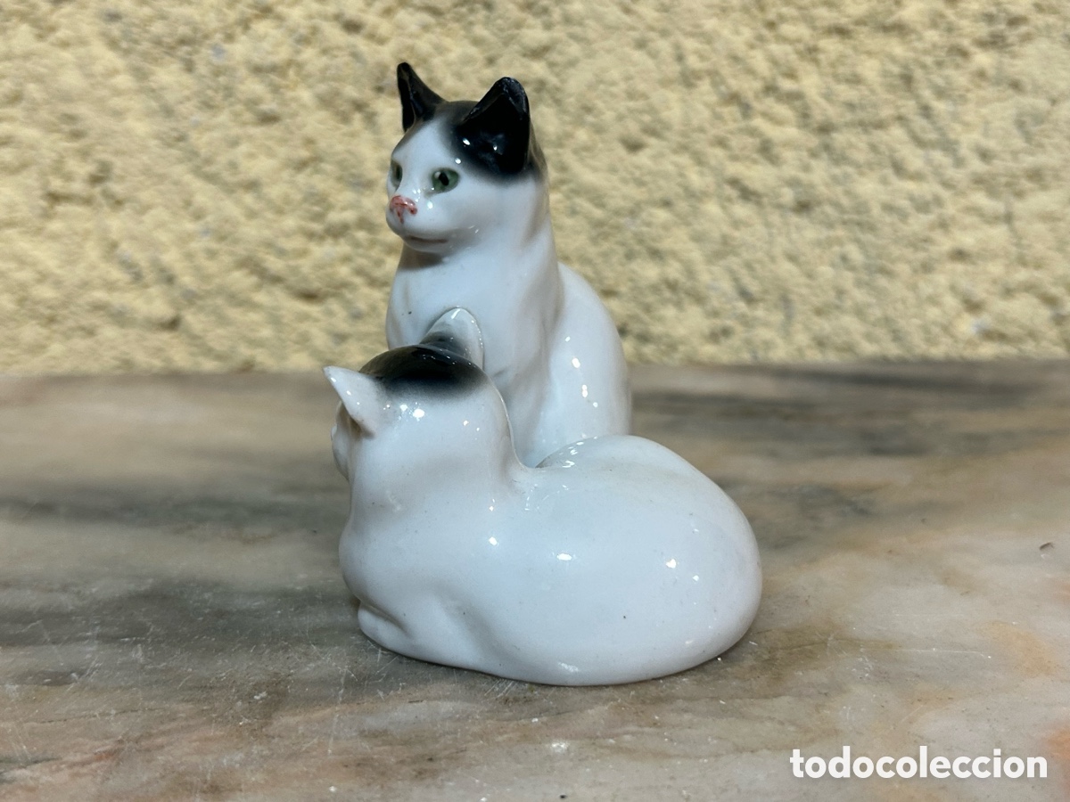 Antig&uuml;edades: Gatos de porcelana Pfeffer Gotha Turingia. - Foto 3