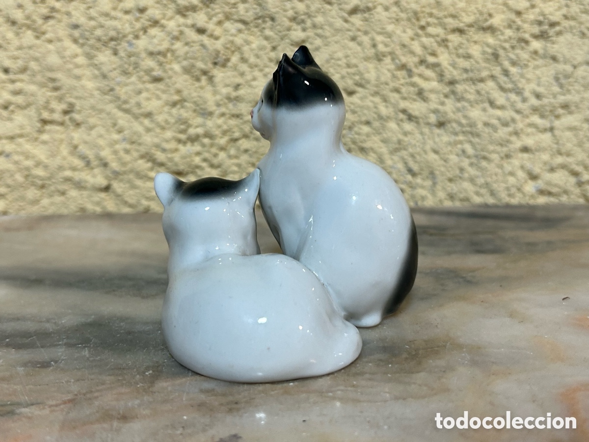 Antig&uuml;edades: Gatos de porcelana Pfeffer Gotha Turingia. - Foto 4