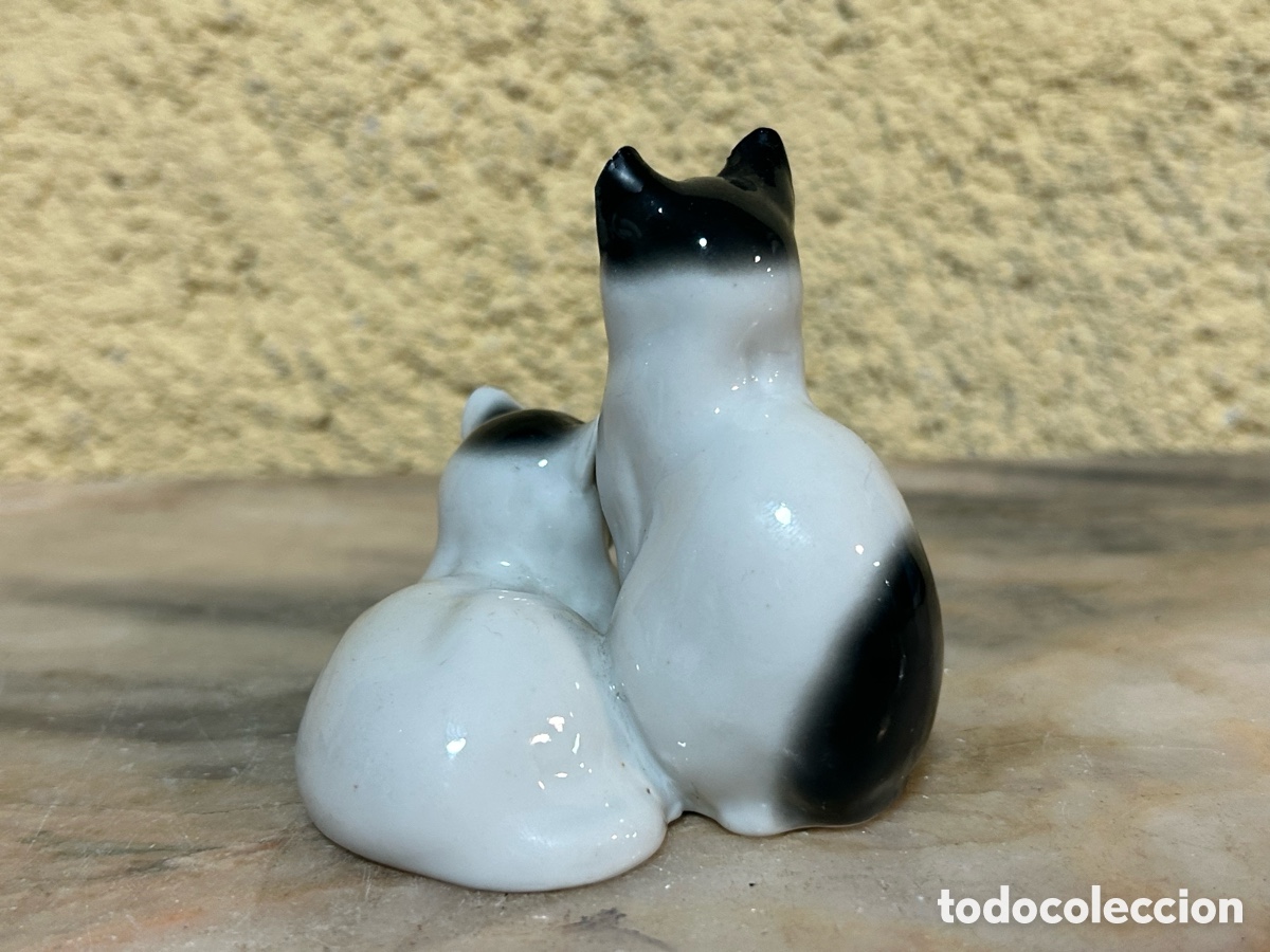 Antig&uuml;edades: Gatos de porcelana Pfeffer Gotha Turingia. - Foto 5