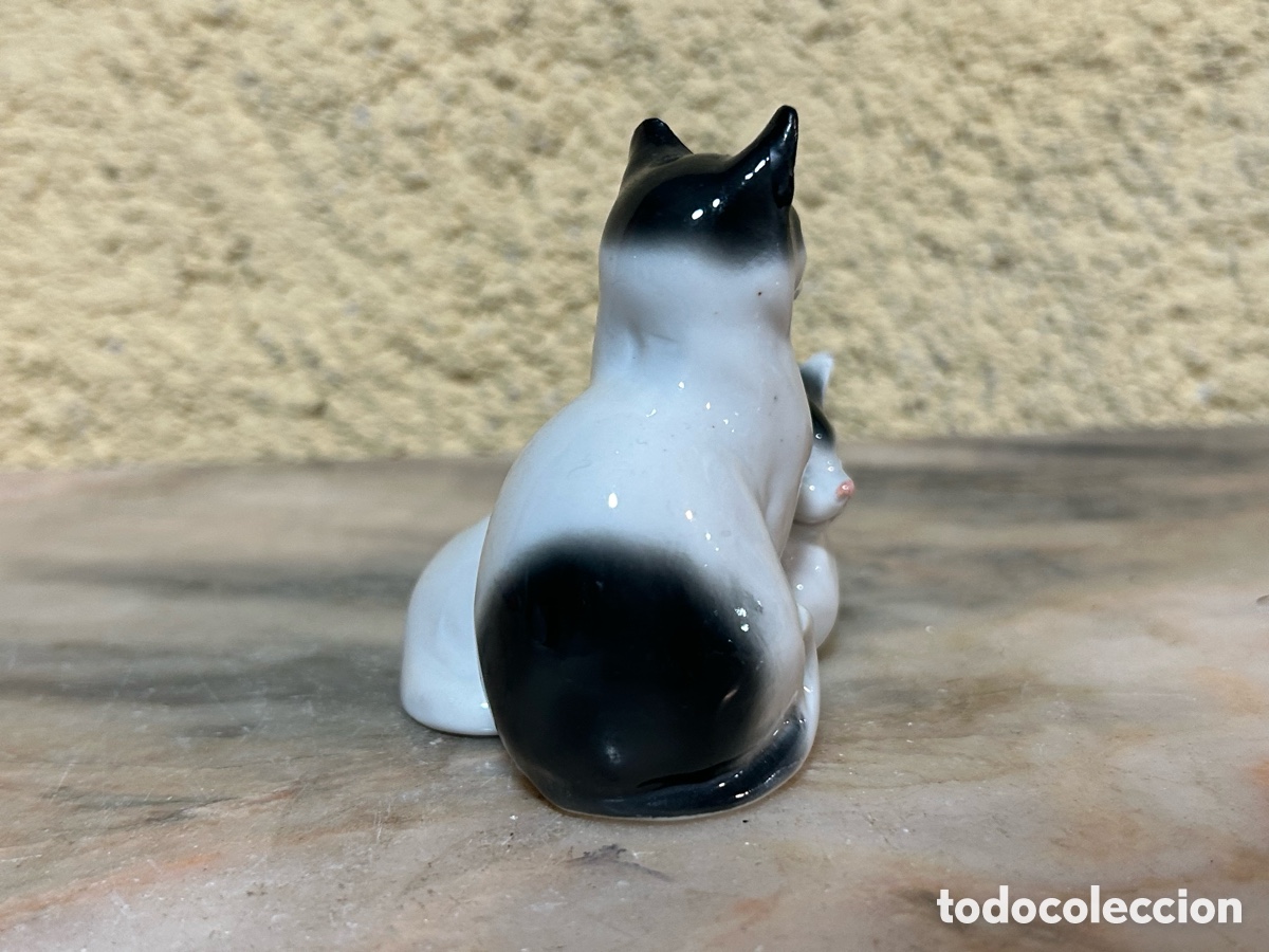 Antig&uuml;edades: Gatos de porcelana Pfeffer Gotha Turingia. - Foto 6