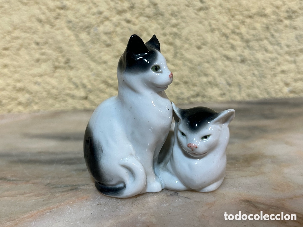 Antig&uuml;edades: Gatos de porcelana Pfeffer Gotha Turingia. - Foto 7