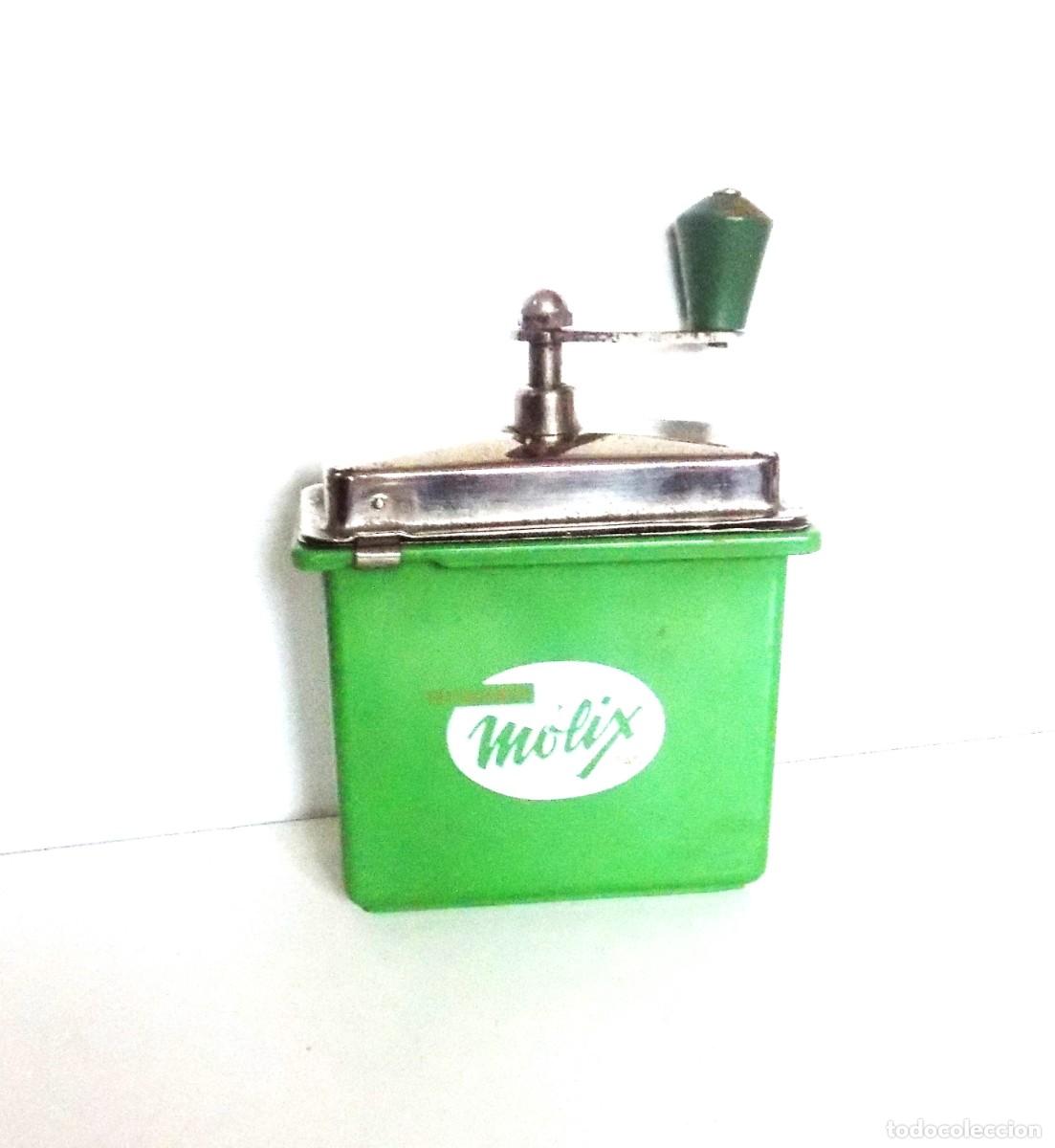 Antig&uuml;edades: MOLINILLO DE CAF&Eacute; MARCA MOLIX. MODELO VERDE. ESPA&Ntilde;A. CA. 1957/1960