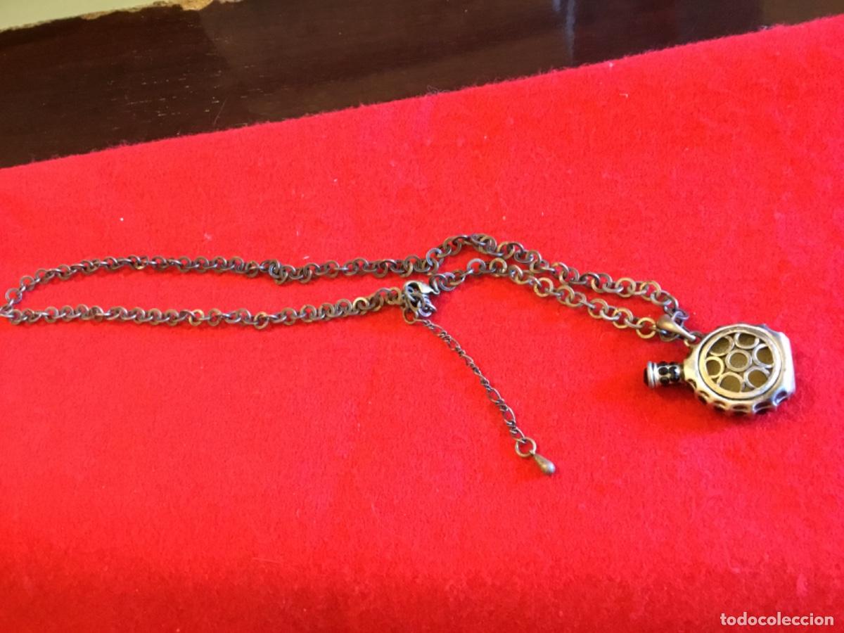 Antig&uuml;edades: Antiguo colgante, perfumero, decorado con azabaches posible plata?