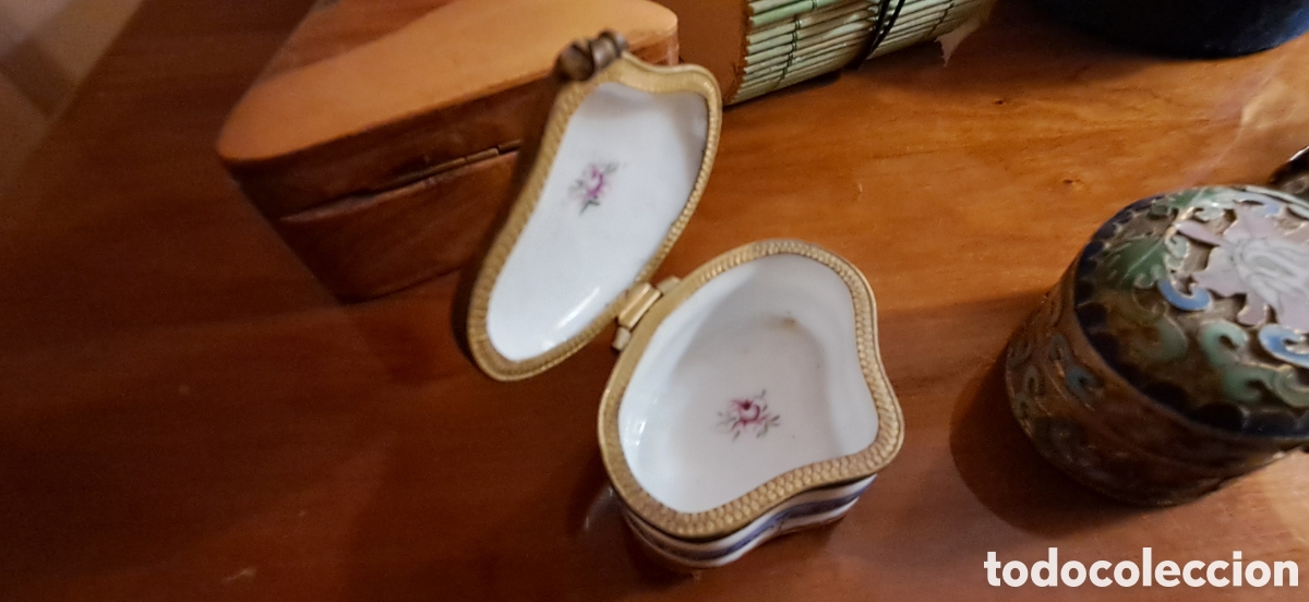 Antig&uuml;edades: Colecci&oacute;n de cajitas