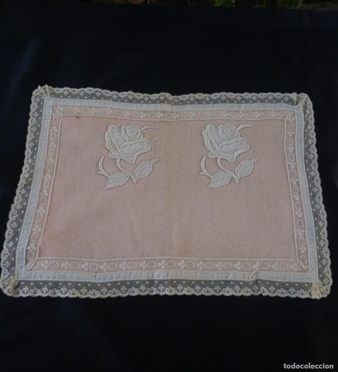 Antig&uuml;edades: ANTIGUA PEQUE&Ntilde;A FUNDA DE COJIN ENCAJE SEDA BORDADO MANUAL S. XIX VICTORIAN PILLOW CASE LACE CUSHION