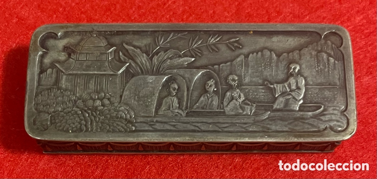 Antig&uuml;edades: Preciosa Caja, orientalista en plata de ley de Masrriera y Carreras.