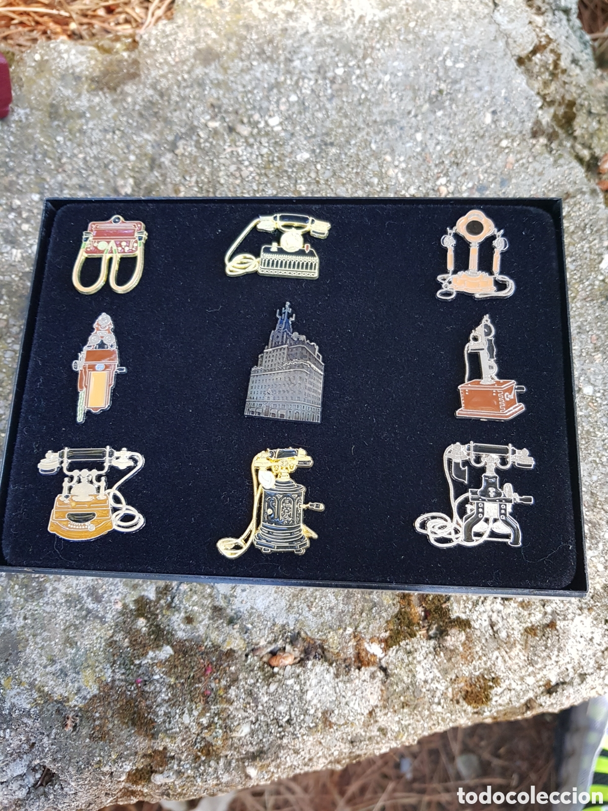 Antig&uuml;edades: ANTIGUA COLECCION DE INSIGNIAS DE TEL&Eacute;FONOS ANTIGUOS