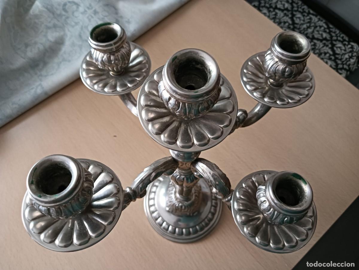 Antig&uuml;edades: dos Candelabros de 5 velas y 33 cms alto. - Foto 7