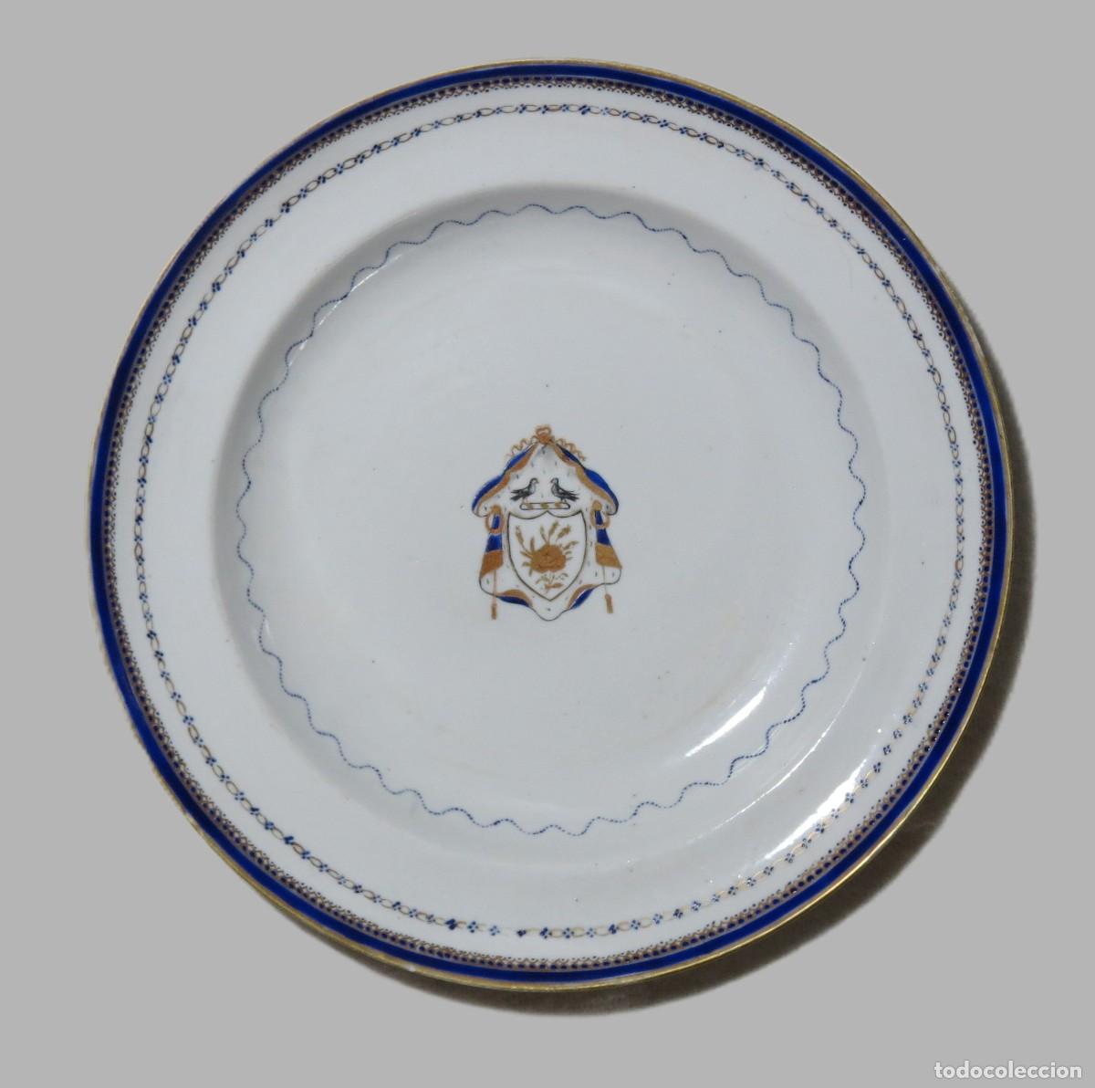 Antig&uuml;edades: Prato Porcelana Chinesa Companhia das &Iacute;ndias decordo com monograma: Periodo Jiaqing (1760&ndash;1820) ; Di