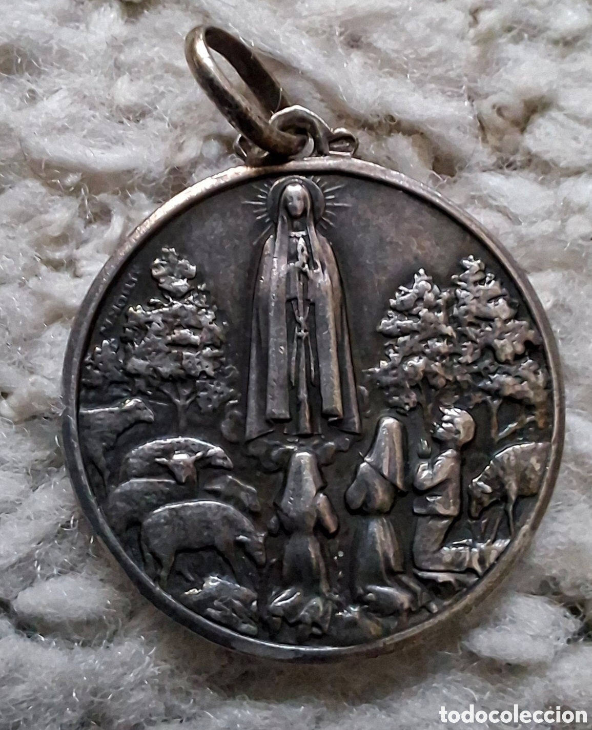 Antig&uuml;edades: Antigua Medalla de Plata Francesa - Sagrado Coraz&oacute;n y Virgen de F&aacute;tima - Firmada por C. MARIOTON