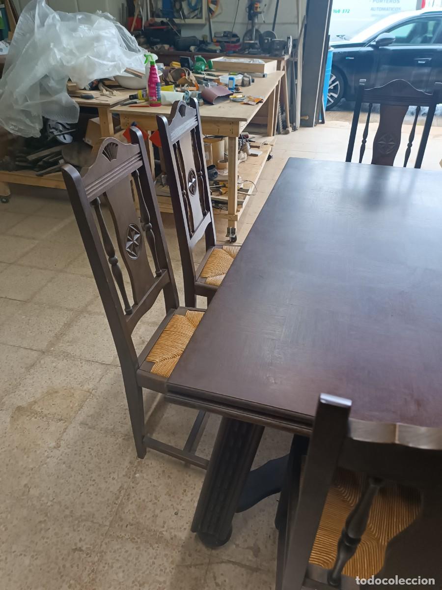 Antig&uuml;edades: Mesa de comedor extensible y 6 sillas