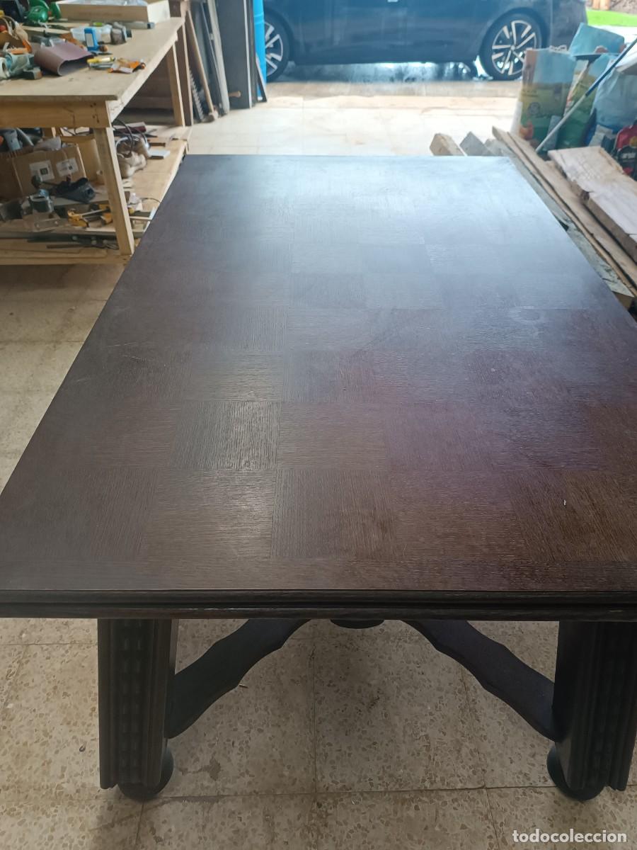 Antig&uuml;edades: Mesa de comedor extensible y 6 sillas - Foto 10