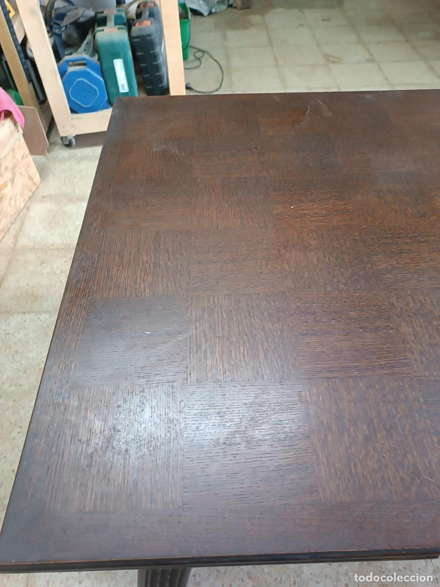 Antig&uuml;edades: Mesa de comedor extensible y 6 sillas - Foto 11