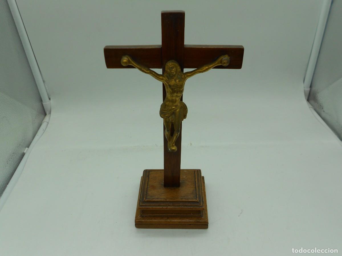 Antig&uuml;edades: cruz de madera desmontable 24 cm