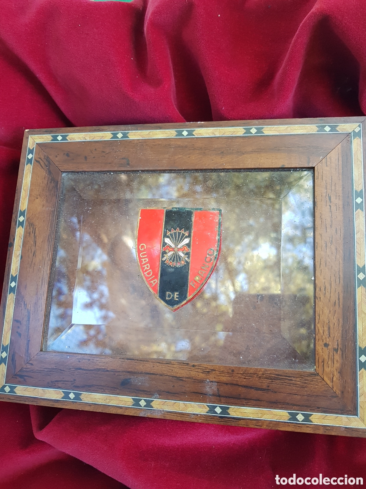 Antig&uuml;edades: ANTIGUA CAJA DE RAIZ MARQUETERIA DE LA VIEJA GUARDIA DE FRANCO