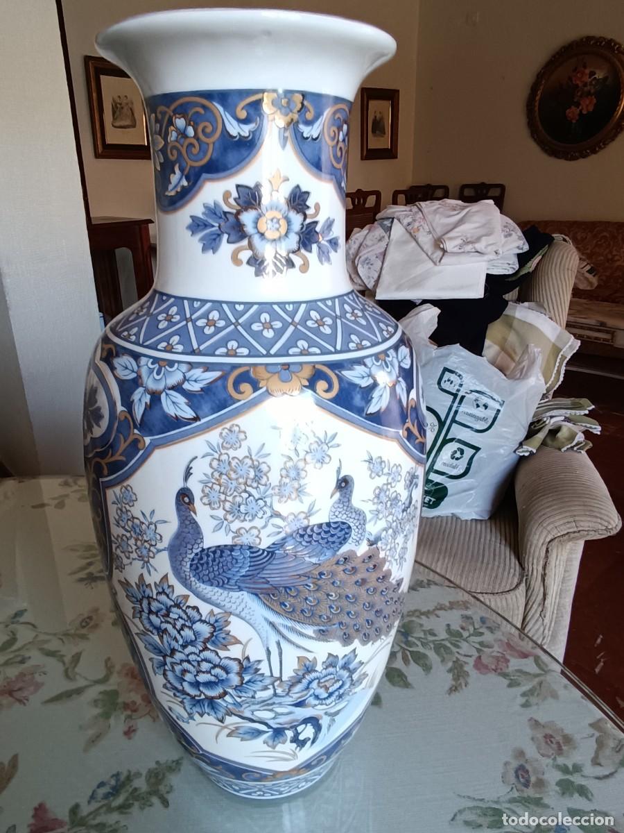 Antiguidades: ESPECTACULAR JARRON DE PORCELANA/ MARCA PANDA