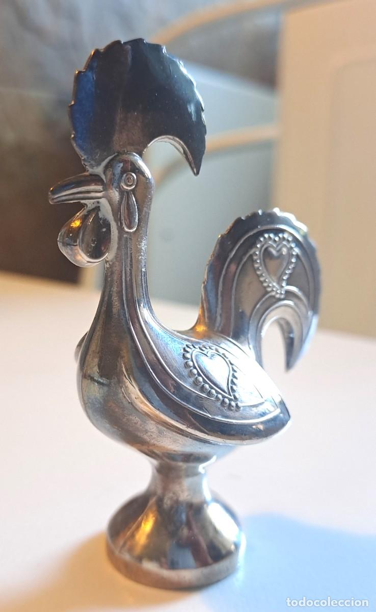 Antig&uuml;edades: GALLO DE BARCELOS SIMBOLO DE PORTUGAL PLATEADO (6,5 cm)