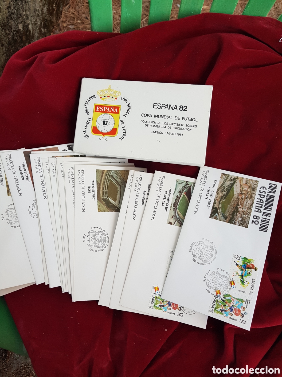 Antig&uuml;edades: ANTIGUA COLECCION DE SOBRES DE LOS CAMPOS DE F&Uacute;TBOL ESPA&Ntilde;A 82