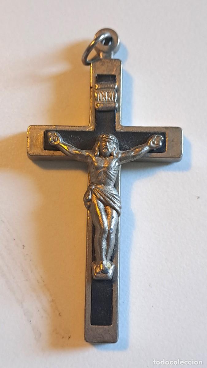 Antig&uuml;edades: ANTIGUA CRUZ PECTORAL O DE PECHO PLATEADO ESMALTADO (5,5 cm)