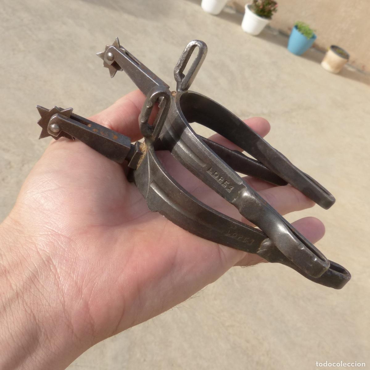 Antig&uuml;edades: Antiguas espuelas de hierro, Lopez, 283gr.