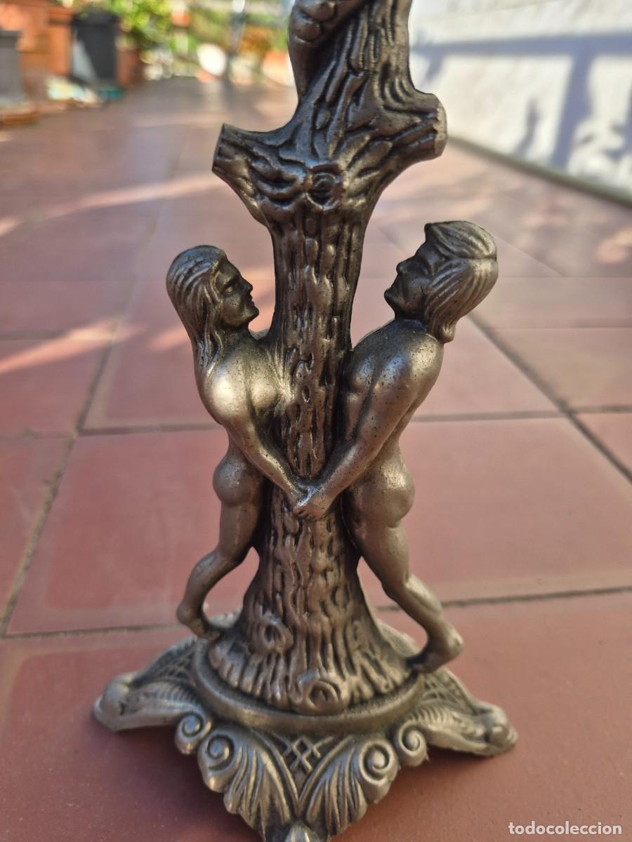 Antig&uuml;edades: Candelabro Ad&aacute;n y Eva Laton 23 cm - Foto 2