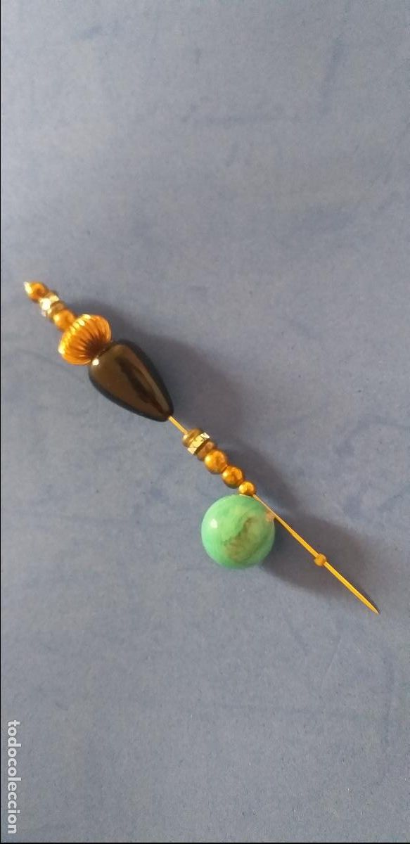 Antig&uuml;edades: Broche Alfiler. Complemento. Varias cuentas diferentes. 12 cm. - Foto 5