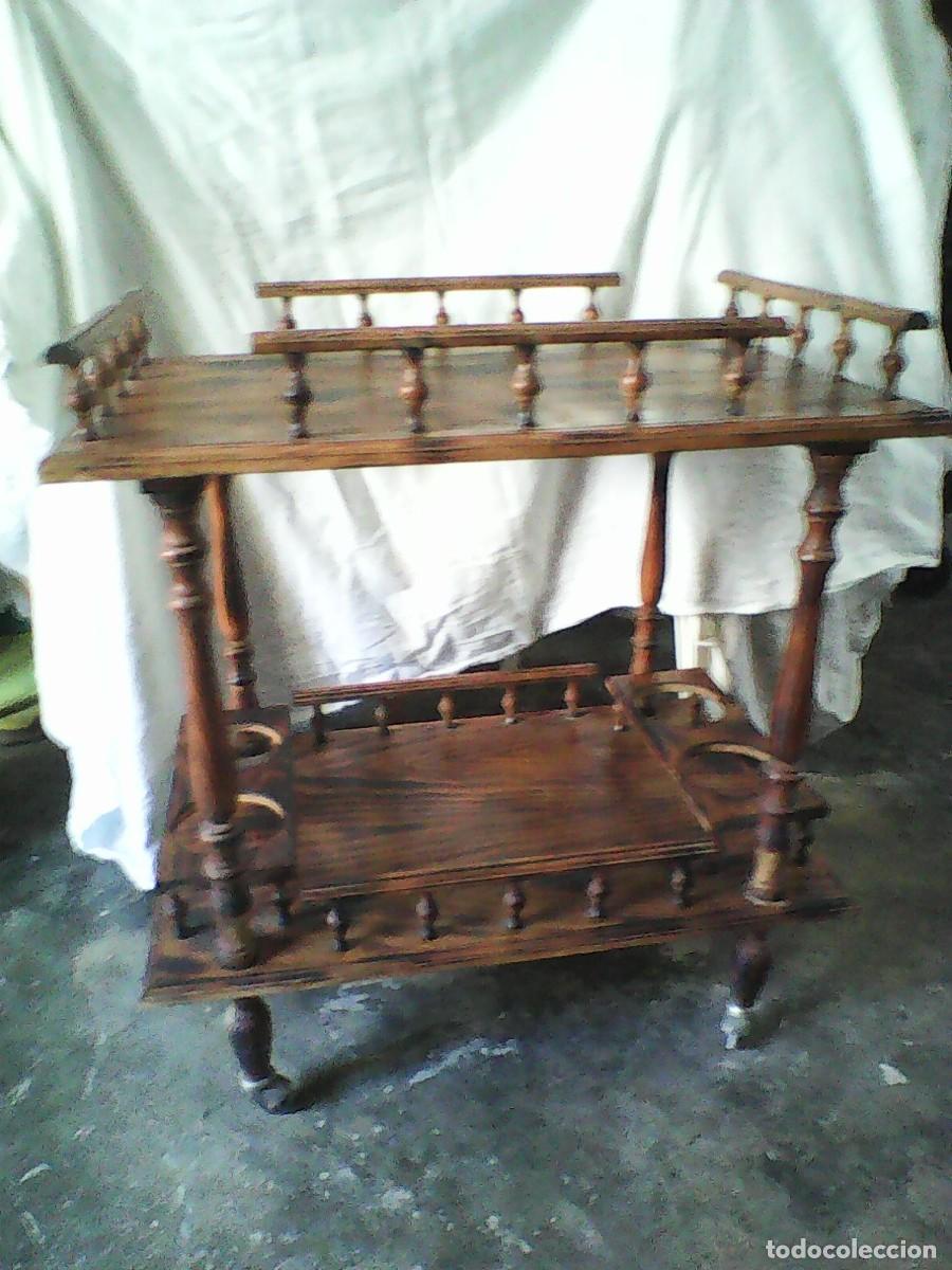 Antig&uuml;edades: mueble camarera en madera