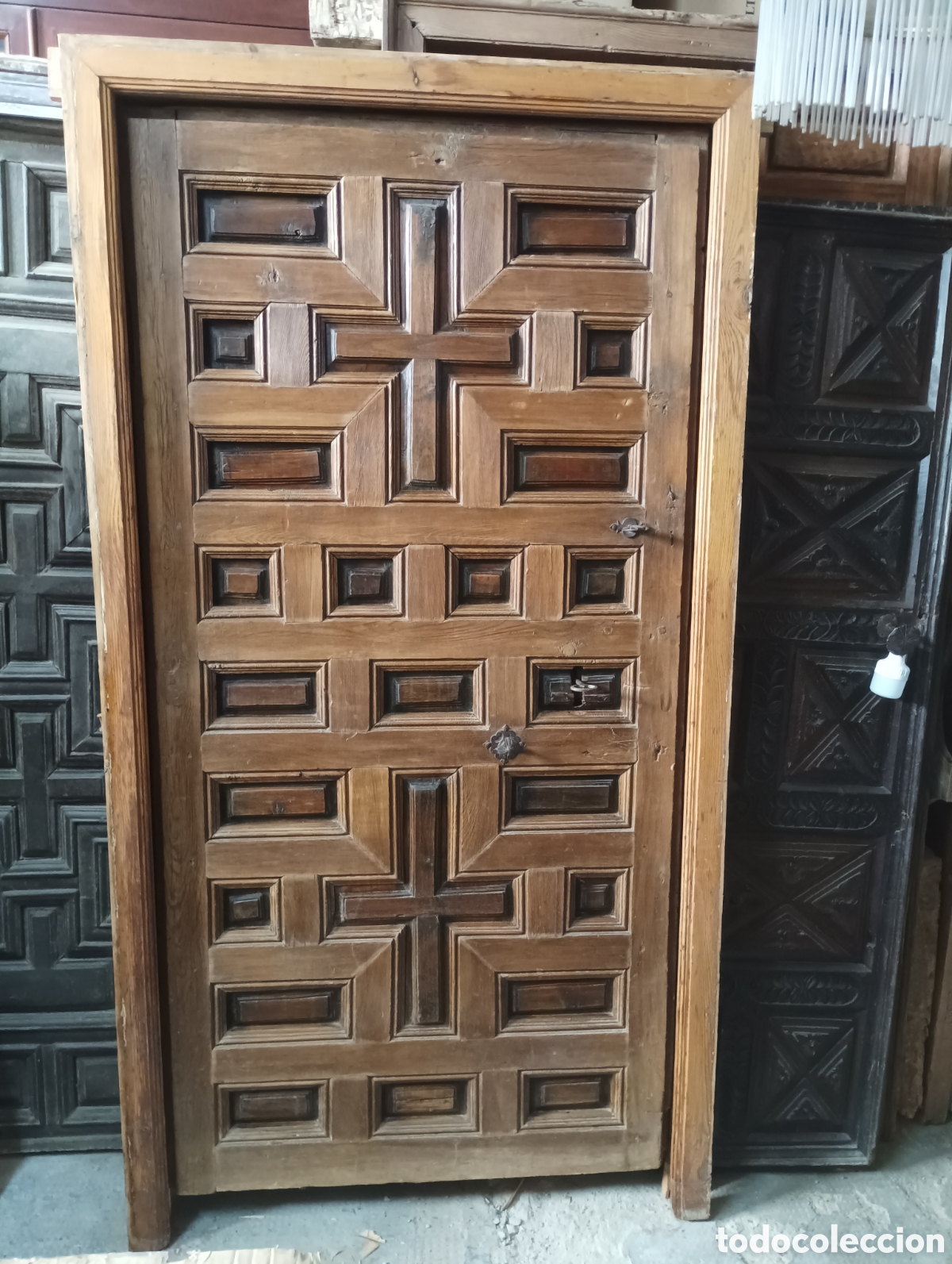 Antig&uuml;edades: PUERTA ANTIGUA DE MADERA