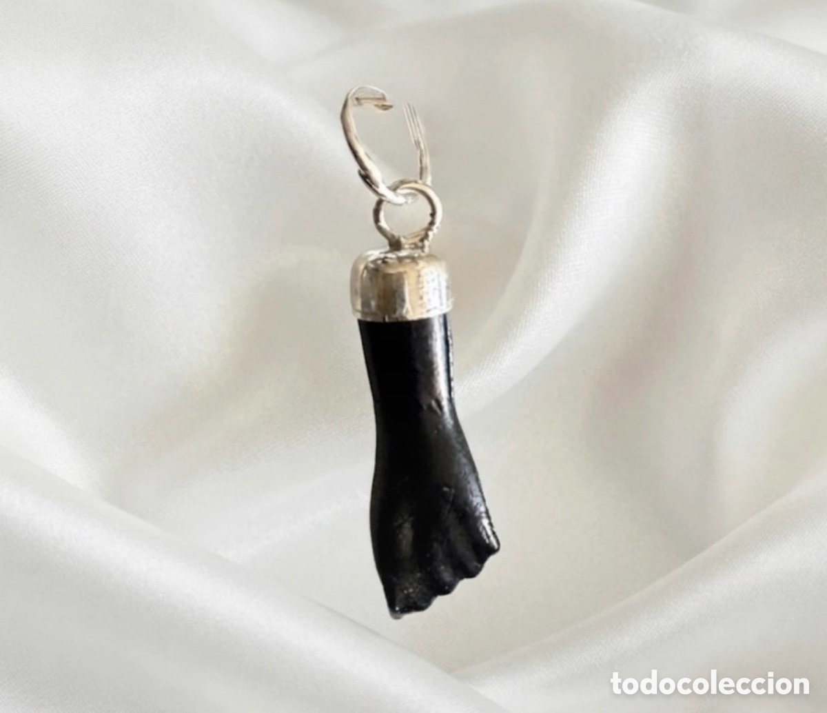 Antig&uuml;edades: Colgante de plata higa