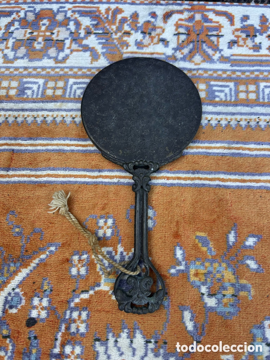 Antig&uuml;edades: espejo de mano antiguo - Foto 2