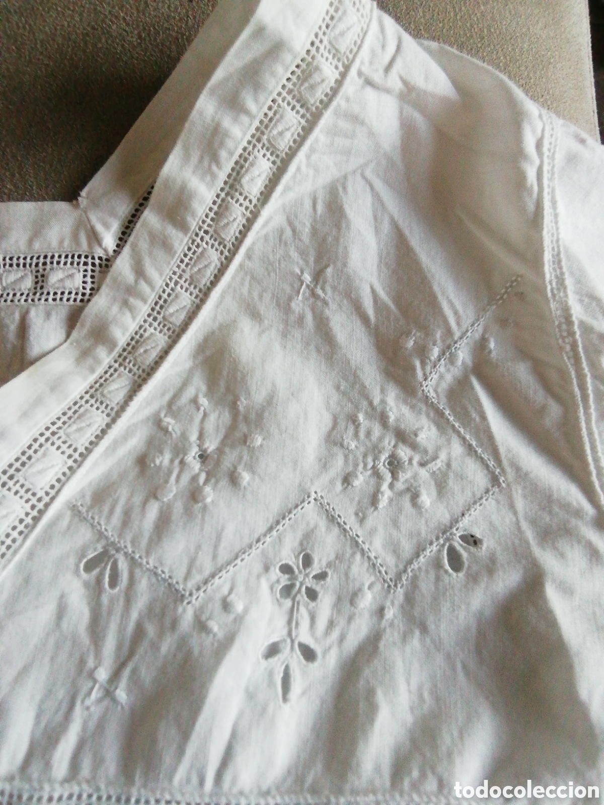 Antig&uuml;edades: *BLUSA BORDADA A MANO (Rf:MR-4/*) - Foto 2